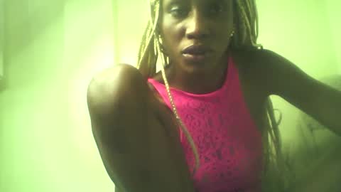 Snapshot of shipeta2 chatting on May 18, 4:35 pm detiefmagdalina2026 online show from May 18, 4:35 pm