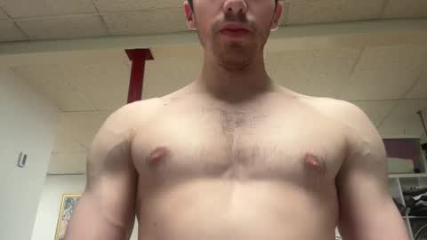 shirtlesshunk15 online show from February 28, 1:45 pm