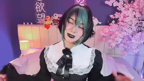 Snapshot of shizuko___ chatting on May 27, 8:39 pm Valentina online show from May 27, 8:39 pm