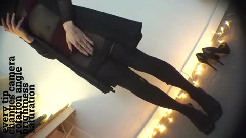 Snapshot of shoes_europe chatting on December 16, 8:26 pm Vara online show from December 16, 8:26 pm