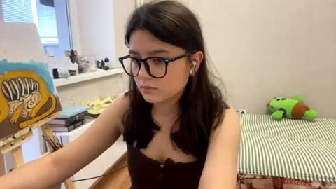 Snapshot of shontagrabowski chatting on July 9, 2:21 pm Marie online show from July 9, 2:21 pm