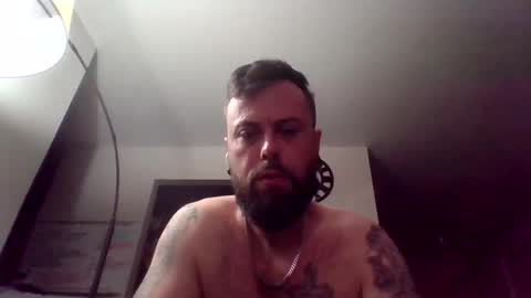 Snapshot of shortkingswing chatting on October 11, 8:24 am Shortkingswing online show from October 11, 8:24 am