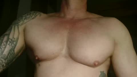Snapshot of show_on_for_you chatting on June 1, 9:38 pm show_on_for_you online show from June 1, 9:38 pm