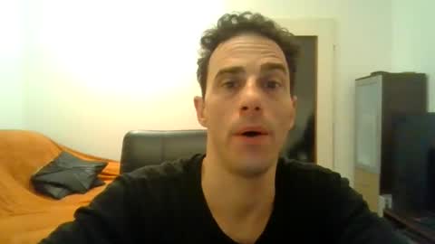 Snapshot of showherenow chatting on January 18, 7:23 am showherenow online show from January 18, 7:23 am