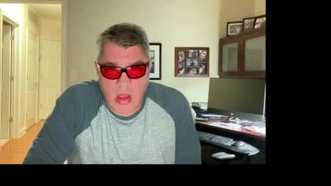 Chicago Guy online show from March 22, 4:05 am