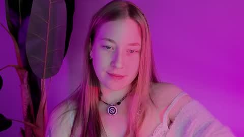 ShowmeYourfetish online show from June 5, 4:19 am
