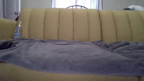 showoff4fun77 online show from September 14, 2:22 am