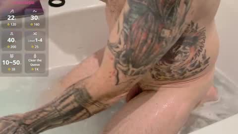Snapshot of showoffjay46 chatting on April 30, 8:57 pm showofjay online show from April 30, 8:57 pm