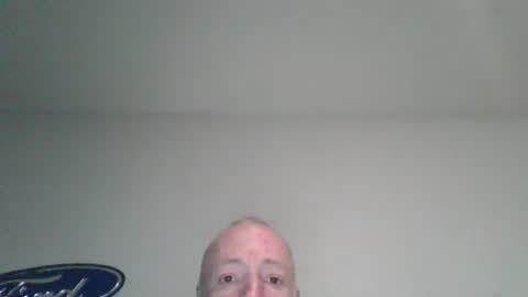 Snapshot of showuthed chatting on June 3, 9:31 pm showuthed online show from June 3, 9:31 pm