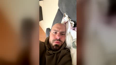 shreddedasfuark69 online show from March 27, 10:37 am