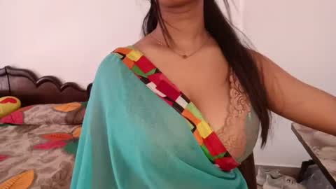shreya_07 online show from July 26, 3:04 am