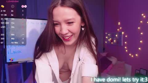 Snapshot of shriya_saran chatting on March 6, 2:13 pm Neila online show from March 6, 2:13 pm