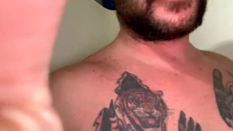 Snapshot of shubby420 chatting on February 11, 1:51 pm YeahBoi420 online show from February 11, 1:51 pm