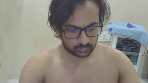 shubhamkhandelwal123 online show from April 2, 6:22 am