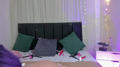 Snapshot of shurtty_legraan chatting on May 4, 2:51 am Shurtty online show from May 4, 2:51 am