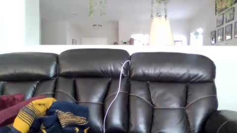 Snapshot of shwmeyours chatting on October 25, 6:57 pm shwmeyours online show from October 25, 6:57 pm