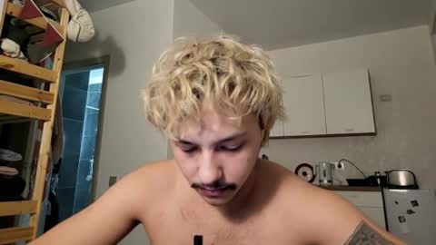 your shy boy online show from February 20, 5:24 pm