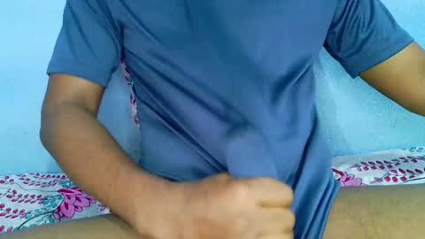 shyeyes online show from December 23, 2:56 am