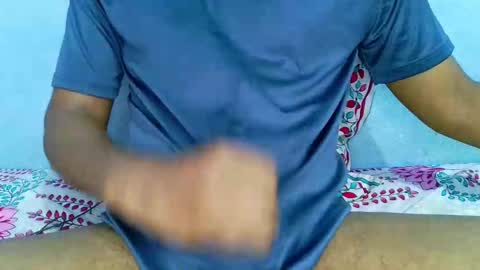 shyeyes online show from February 22, 8:07 am