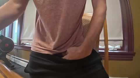 Snapshot of shy_guy_spc chatting on June 18, 2:21 pm shy guy spc online show from June 18, 2:21 pm