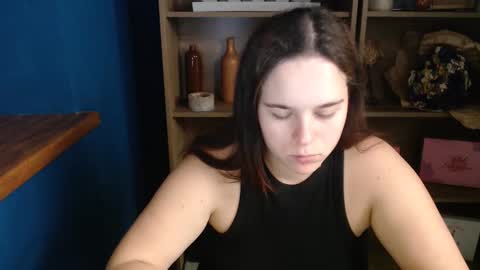Snapshot of shy_lil chatting on September 30, 10:09 am shy_lil online show from September 30, 10:09 am
