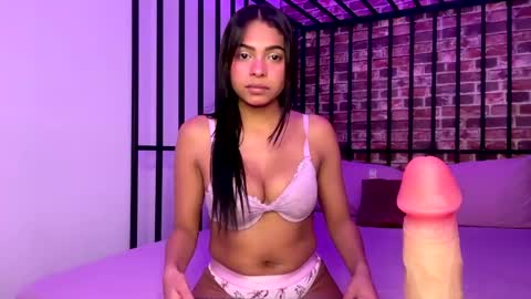 shy_nala online show from May 19, 9:21 pm