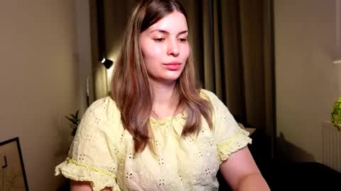 shy_nerd_babyy online show from January 5, 6:46 am