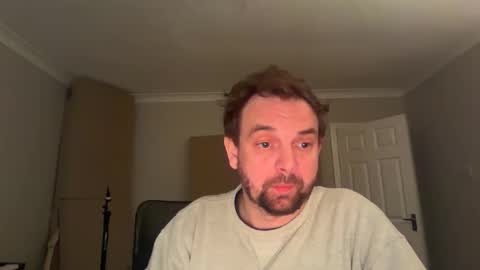 Snapshot of shyb49 chatting on May 11, 10:18 pm shyb49 online show from May 11, 10:18 pm