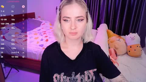 Effie online show from December 10, 2:39 pm