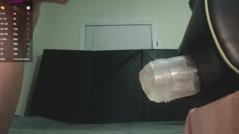 Snapshot of shyguy0401xx chatting on February 10, 3:35 am ShyGuy0401xx online show from February 10, 3:35 am