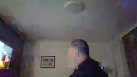 Snapshot of shyguytm chatting on September 10, 7:08 am shyguytm online show from September 10, 7:08 am