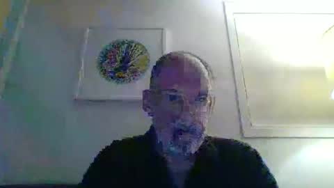 Snapshot of shyguytm chatting on September 22, 7:43 am shyguytm online show from September 22, 7:43 am