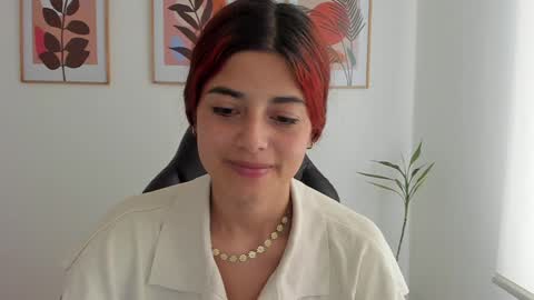 Snapshot of shylittlebunny chatting on December 30, 1:36 pm shylittlebunny online show from December 30, 1:36 pm