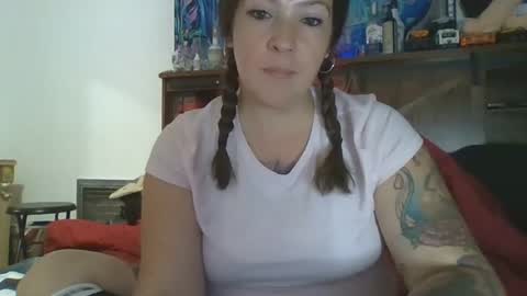 Snapshot of shymilf535 chatting on June 30, 2:23 am RBXs Princess online show from June 30, 2:23 am