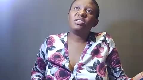 shymilfxx online show from March 18, 10:13 pm