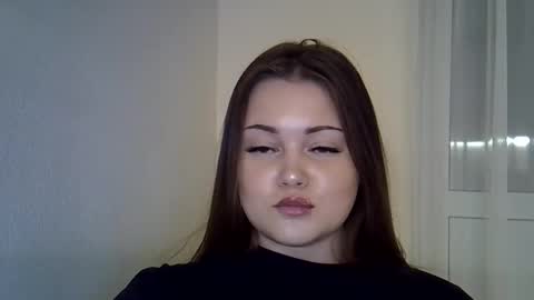 Snapshot of shynesssi chatting on December 31, 3:45 am shynesssi online show from December 31, 3:45 am