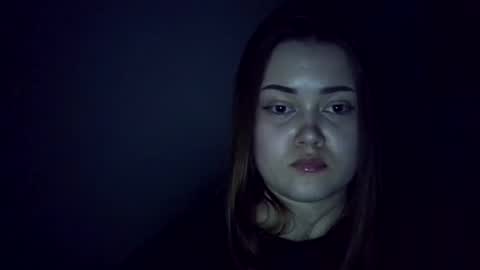 Snapshot of shynesssi chatting on February 4, 4:05 am shynesssi online show from February 4, 4:05 am