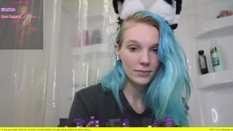 Snapshot of shyohiogirl chatting on June 22, 4:20 am Hippie online show from June 22, 4:20 am