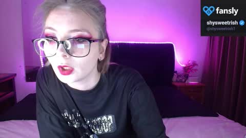 shysweetrish online show from September 25, 12:25 am