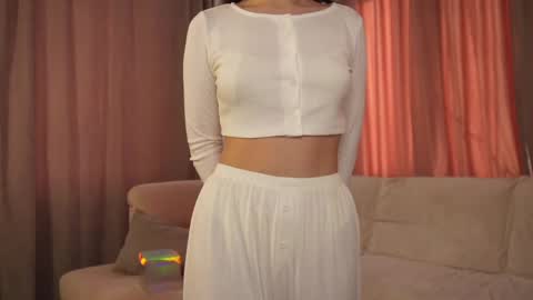 Tanya online show from April 13, 1:05 pm