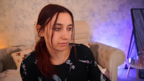 Snapshot of shyy_jany chatting on May 10, 1:27 pm shyy_jany online show from May 10, 1:27 pm