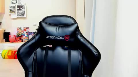 SIA online show from November 2, 2:03 am