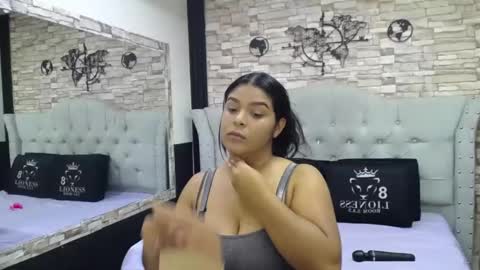 Snapshot of siacavad_sex chatting on October 14, 12:50 pm Alicia online show from October 14, 12:50 pm