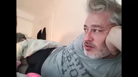 sibemolx online show from April 4, 11:35 pm