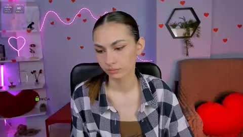 silicia online show from February 17, 1:18 pm