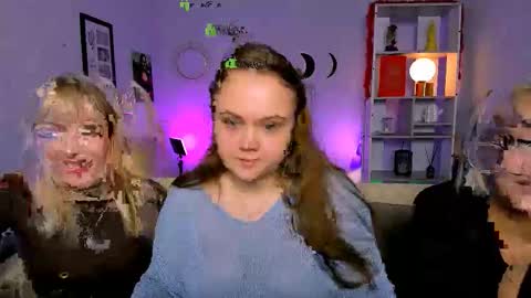 silicia online show from February 25, 8:18 pm