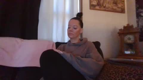 Mrs. St. Patrickk online show from February 21, 5:25 pm