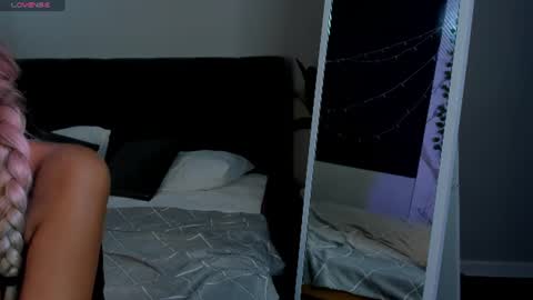 Snapshot of sidny_beth chatting on July 23, 1:58 am Sidny online show from July 23, 1:58 am