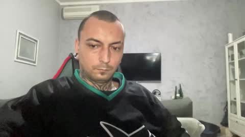 sidvicious23cm online show from January 15, 6:22 pm