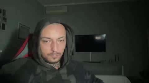 sidvicious23cm online show from February 7, 10:46 pm